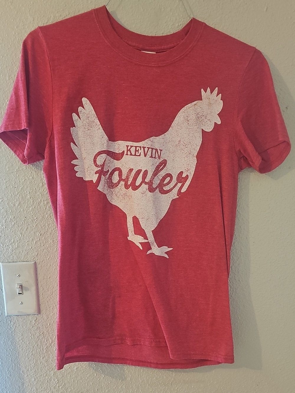 WOMENS SIZE SMALL Red Tee with KEVIN FOWLER CONCERT TSHIRT $7